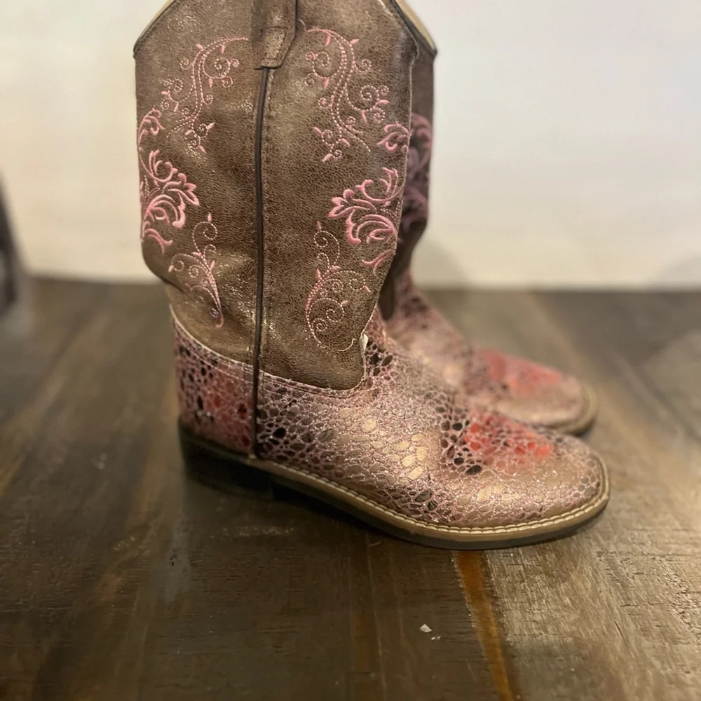 Boot Barn Girls’ sparkly cowboy cowgirl boots - Picture 5 of 6